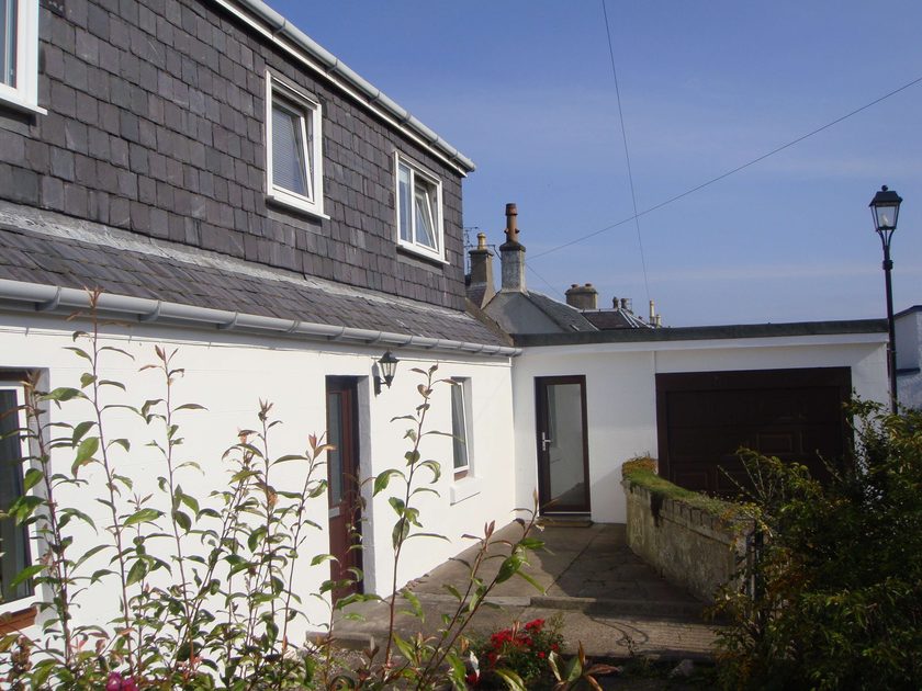 West Beach Cottage Front Garden